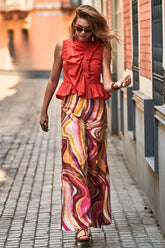 Looks de invitada con pantalón: la alternativa perfecta al vestido