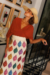 How to style printed skirts