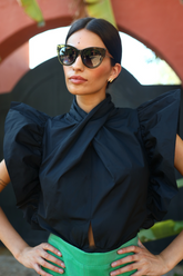 camisa-atea-top-negra-volantes-elegante-invitada-boda