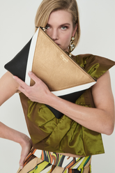 Cartera Artemis oro negro