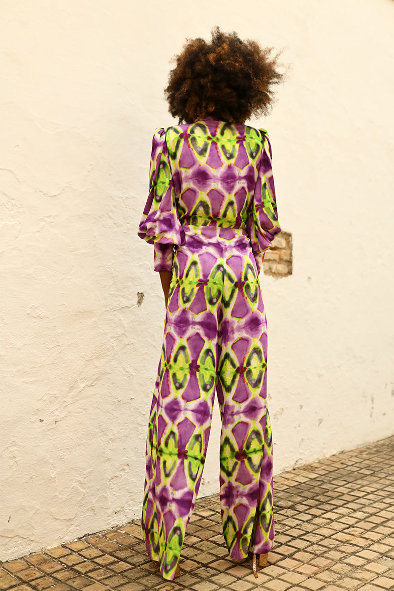 mono-mada-largo-manga-larga-invitada-boda-estampado-colores-lila