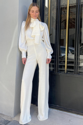 pantalón-somac-traje-blanco-elegante-invitada