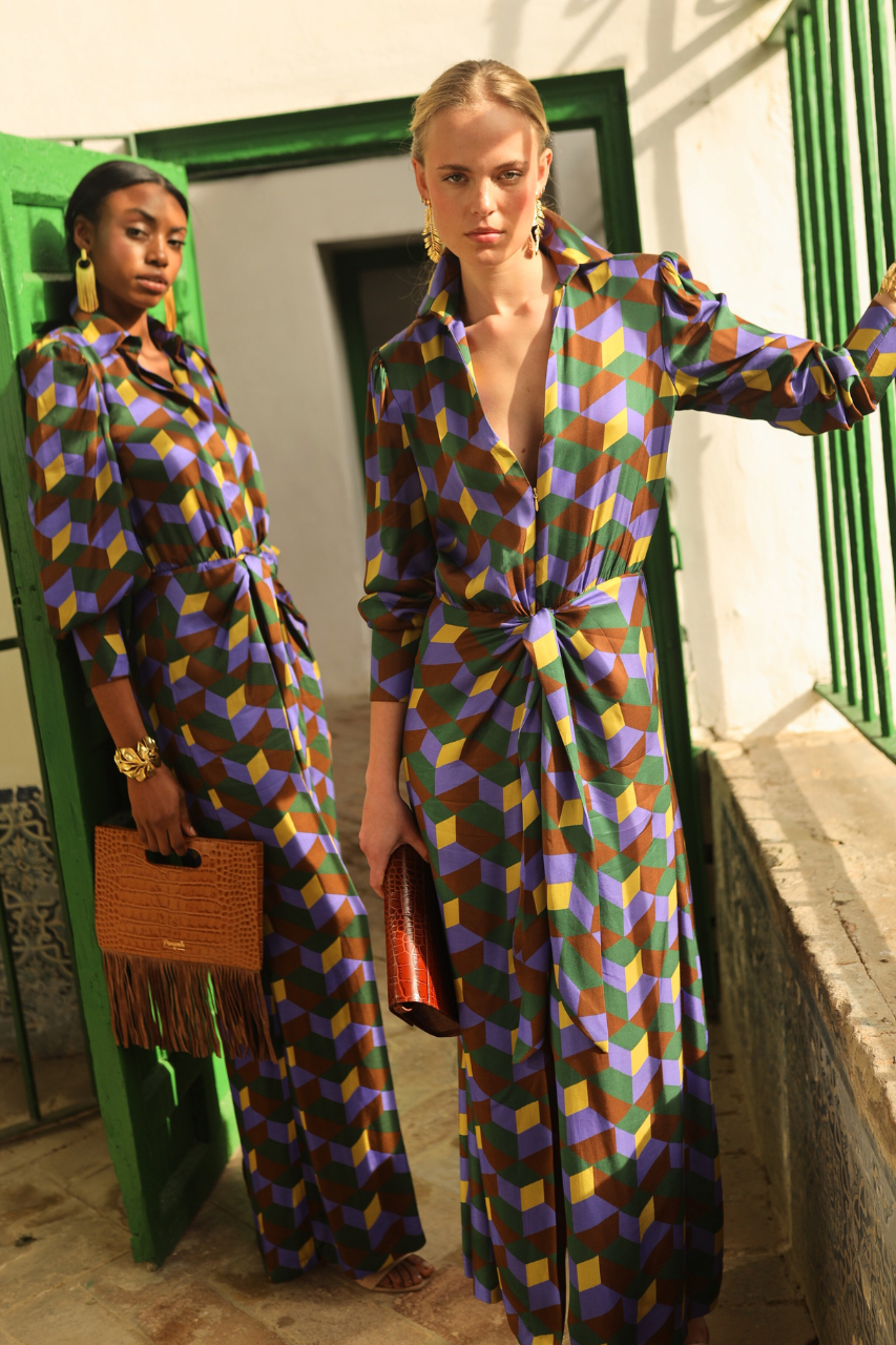 mono-aries-largo-invitada-boda-manga-larga-estampado-geométrico