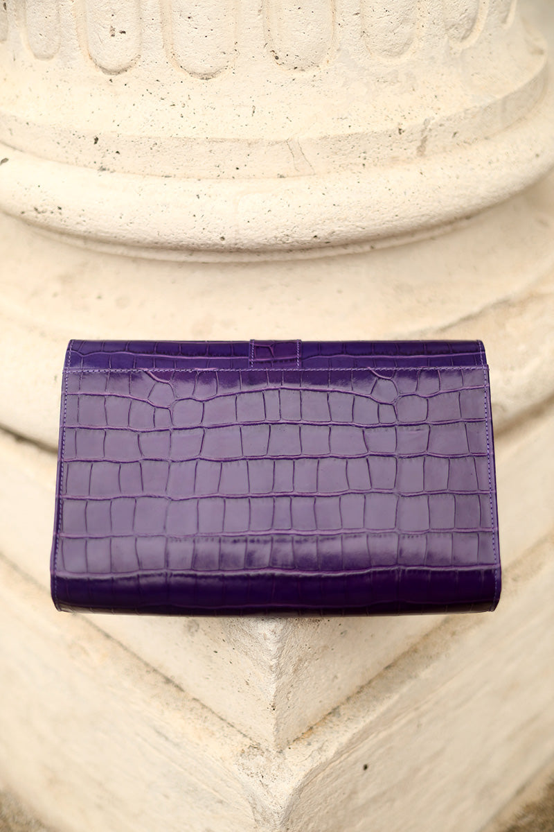 bolso-cartera-invitada-boda-cuero-morado-elegante