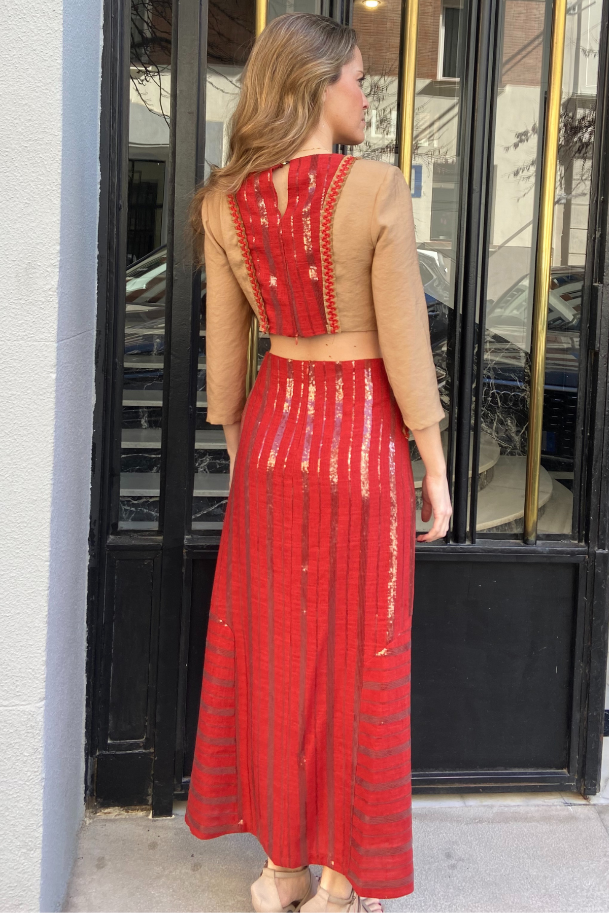 Robe midi Lil rouge à manches trois-quarts, élégante tenue d'invitée de printemps