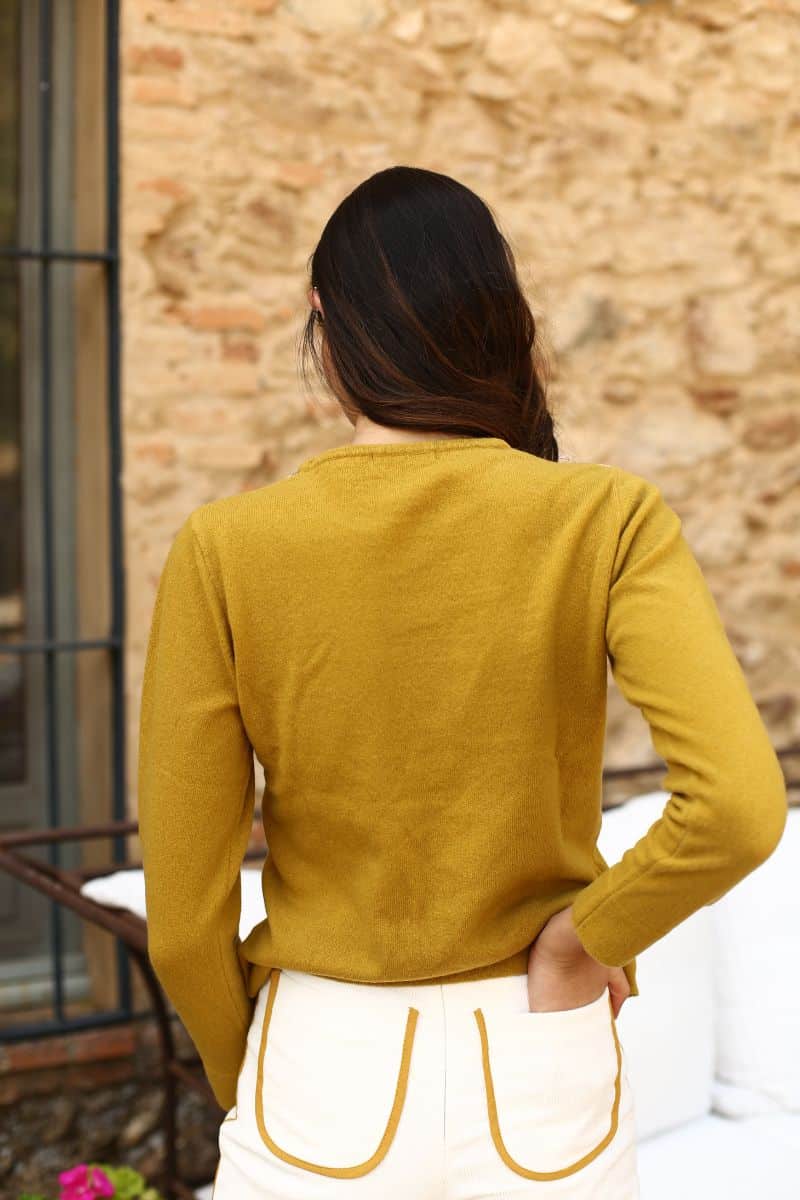 Iria mustard jersey